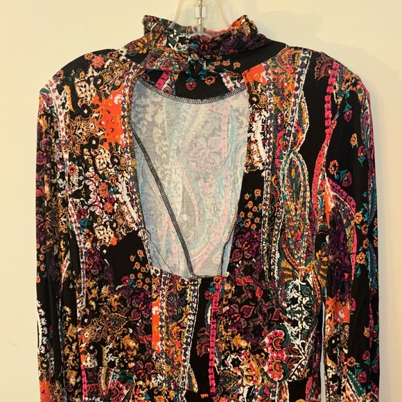 Ladies FREE PEOPLE DRESS - Picture 5 of 8